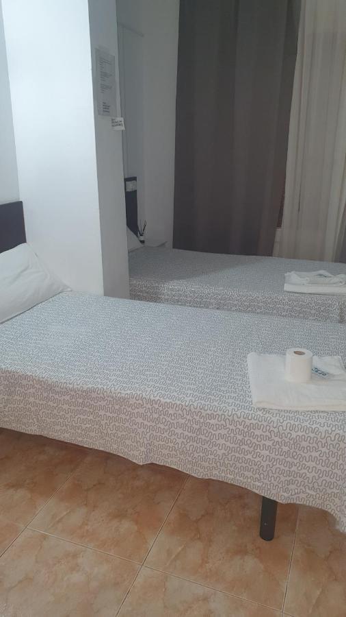 Hostal Sol Celeste Lloret de Mar Eksteriør billede