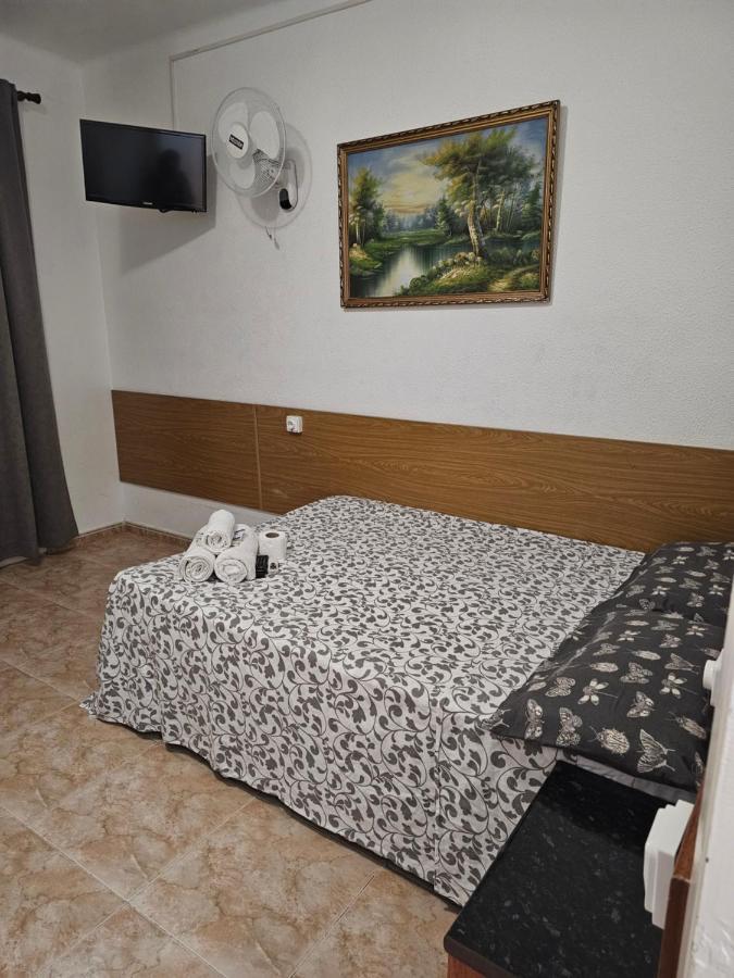 Hostal Sol Celeste Lloret de Mar Eksteriør billede