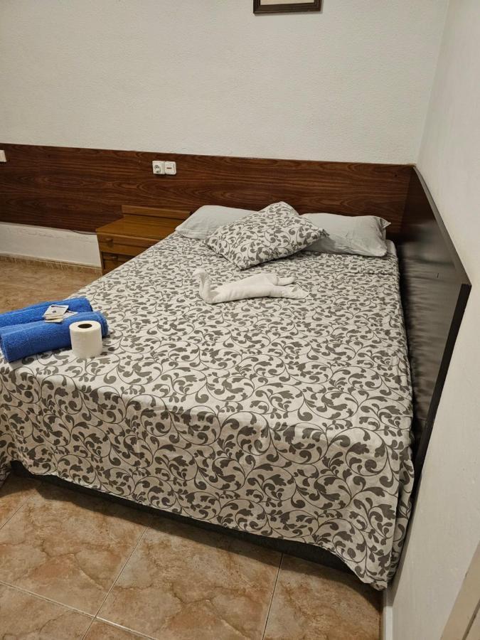 Hostal Sol Celeste Lloret de Mar Eksteriør billede