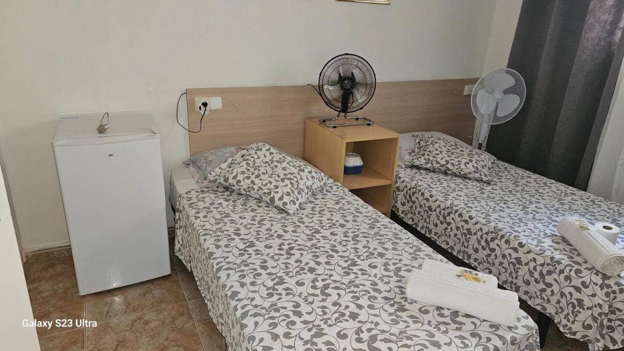 Hostal Sol Celeste Lloret de Mar Eksteriør billede