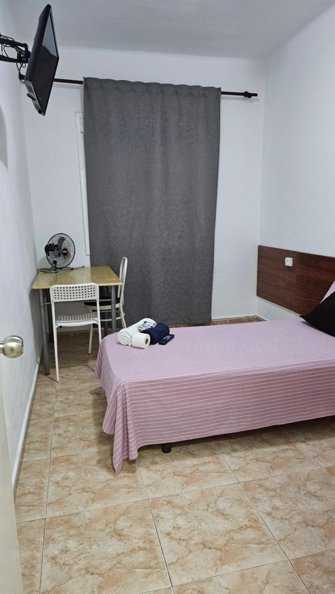 Hostal Sol Celeste Lloret de Mar Eksteriør billede